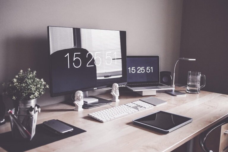 personal productivity setup desk